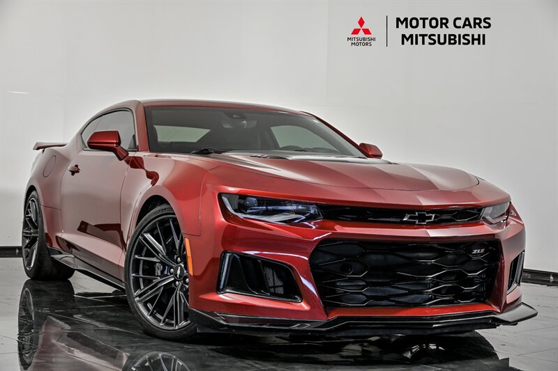 Used 2019 Chevrolet Camaro ZL1 RWD image 1