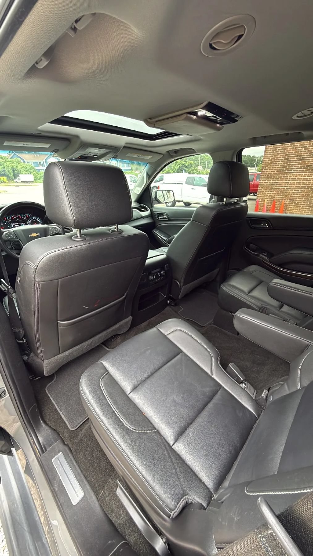 Used 2018 Chevrolet Tahoe LT RWD image 28