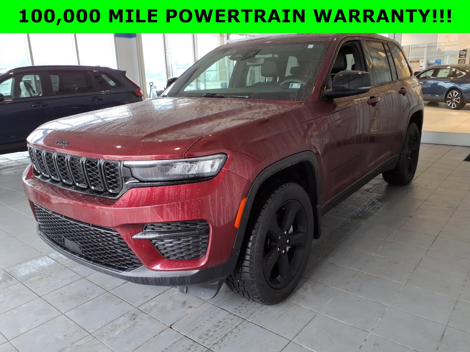 Used 2023 Jeep Grand Cherokee Altitude image 7