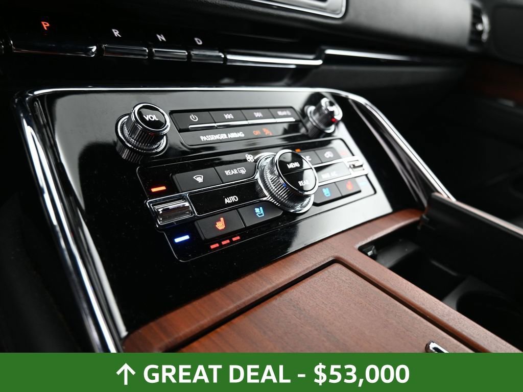 Used 2024 Lincoln Navigator Premiere image 31