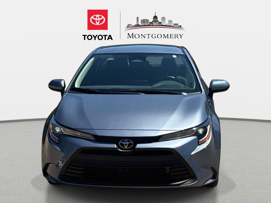 Used 2025 Toyota Corolla LE image 8
