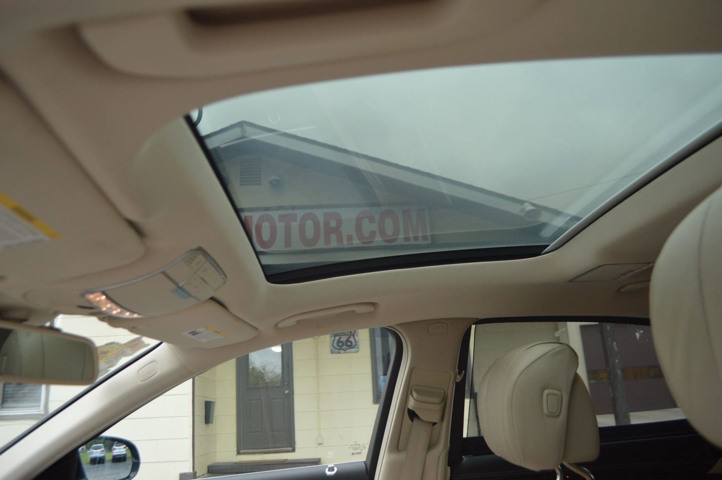 Used 2015 Mercedes-Benz S 550 4MATIC Sedan w/ Premium 1 Package image 20