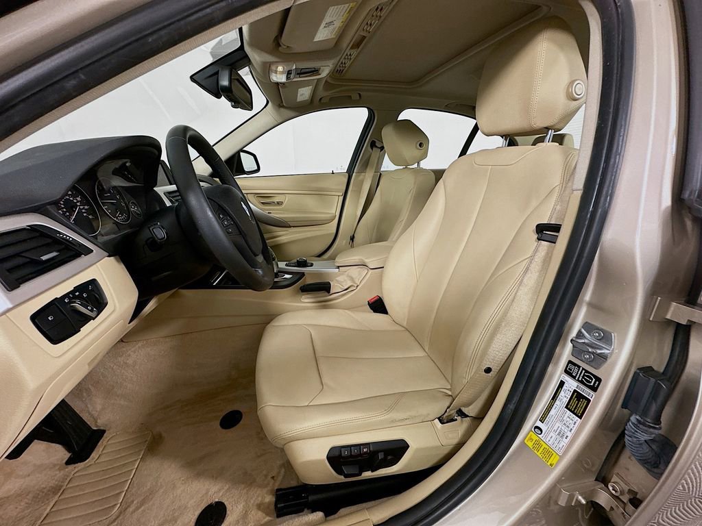 Used 2015 BMW 320i Sedan image 19