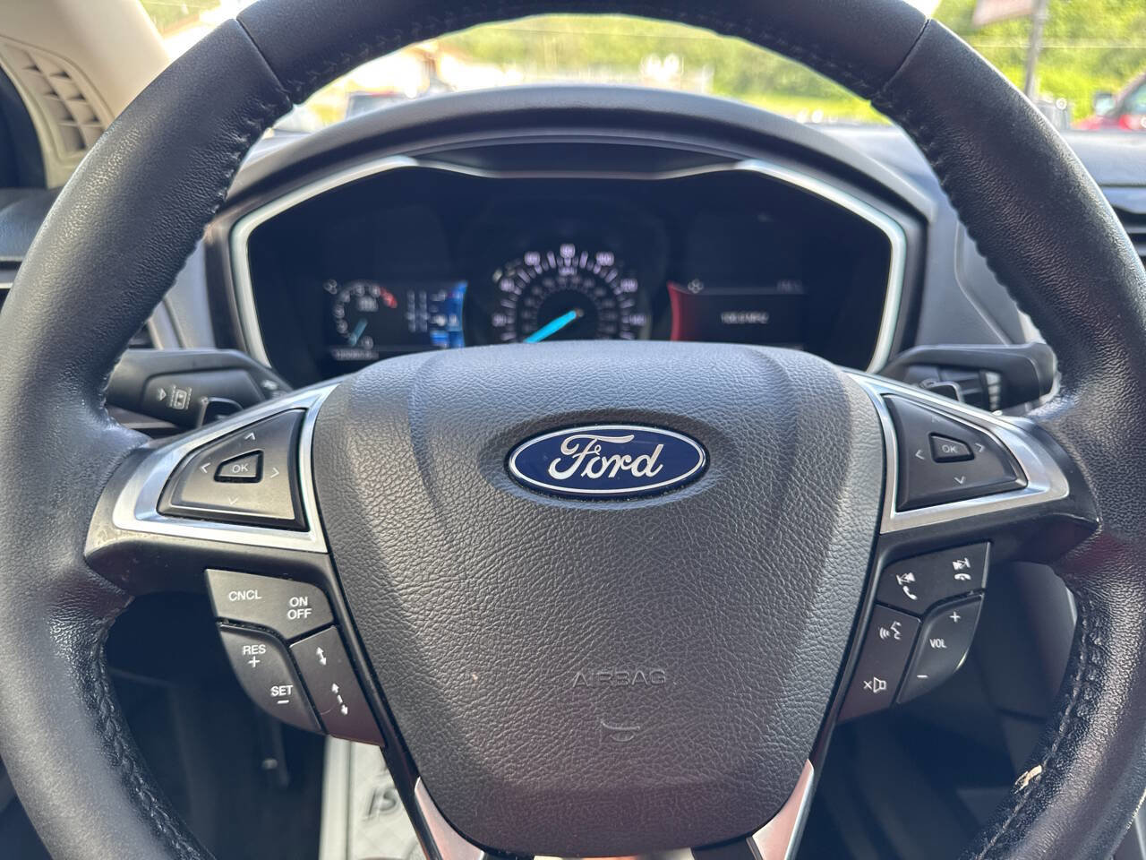 Used 2020 Ford Fusion Titanium image 38