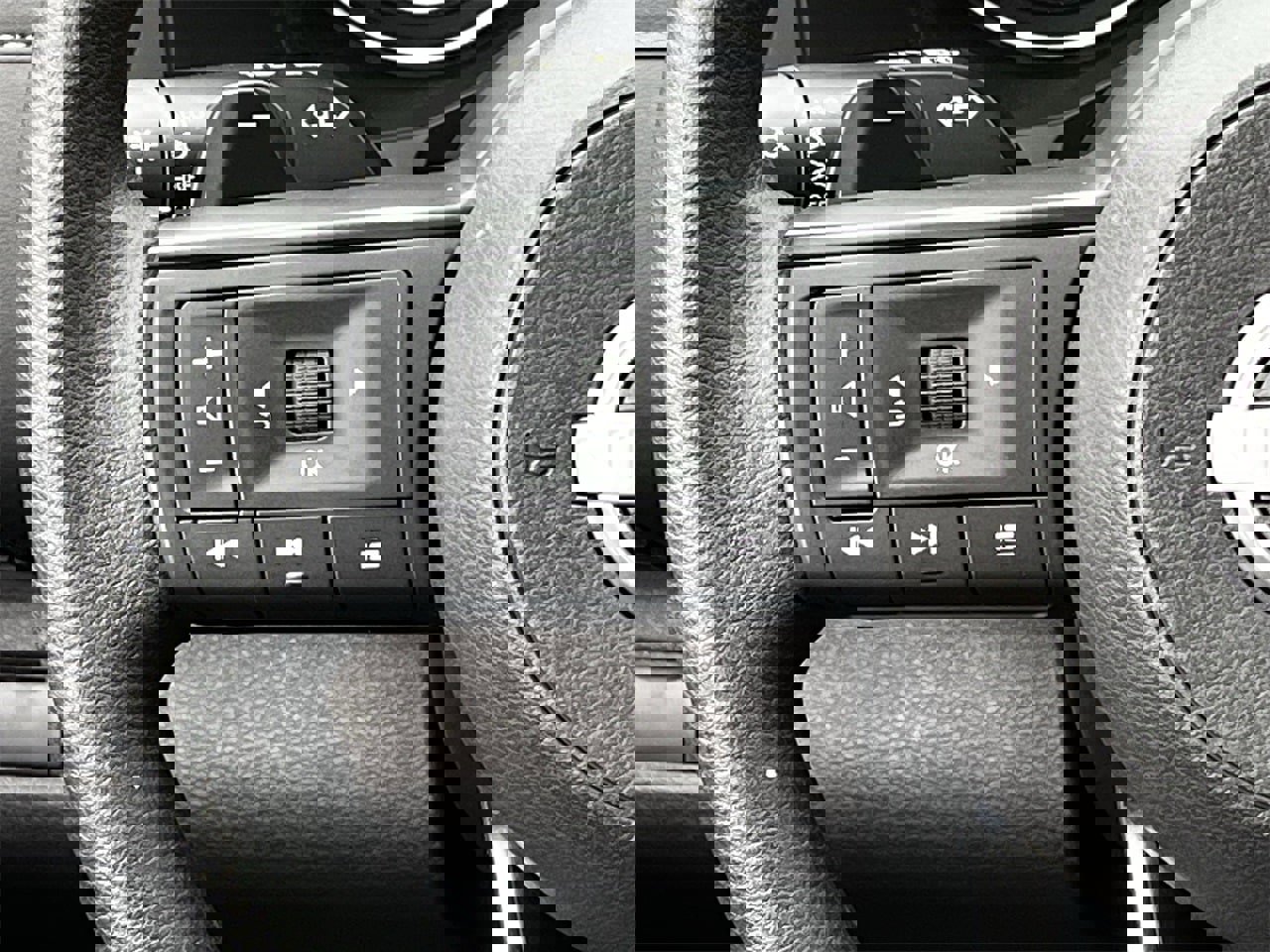 Used 2024 Nissan Pathfinder S w/ Cargo Package image 12