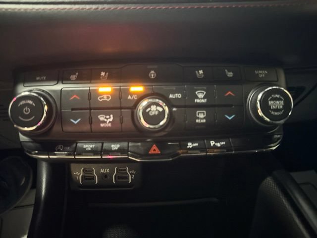 Used 2023 Dodge Durango GT AWD/4WD image 13