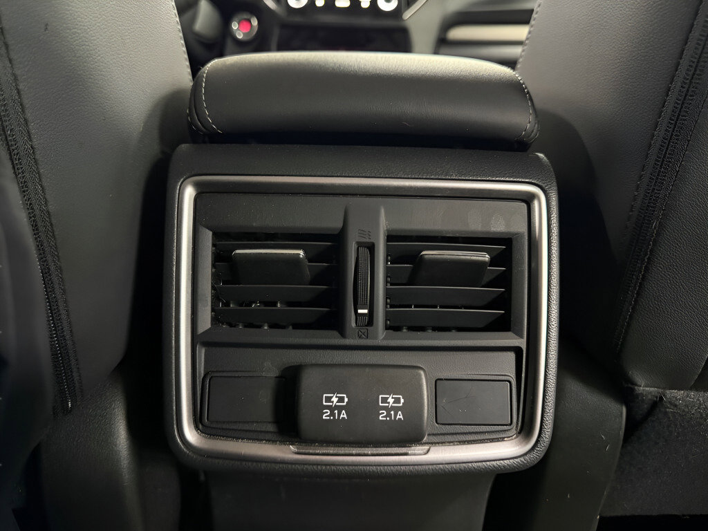 Certified 2023 Subaru Forester Limited image 22