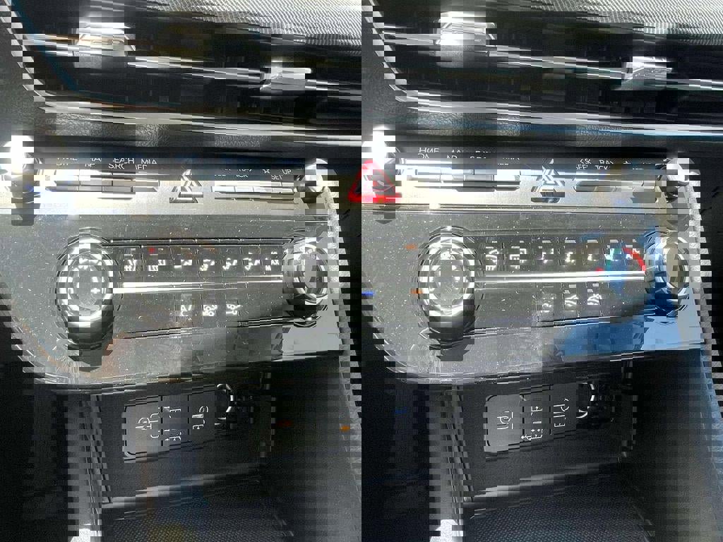 New 2025 Hyundai Sonata SE image 51