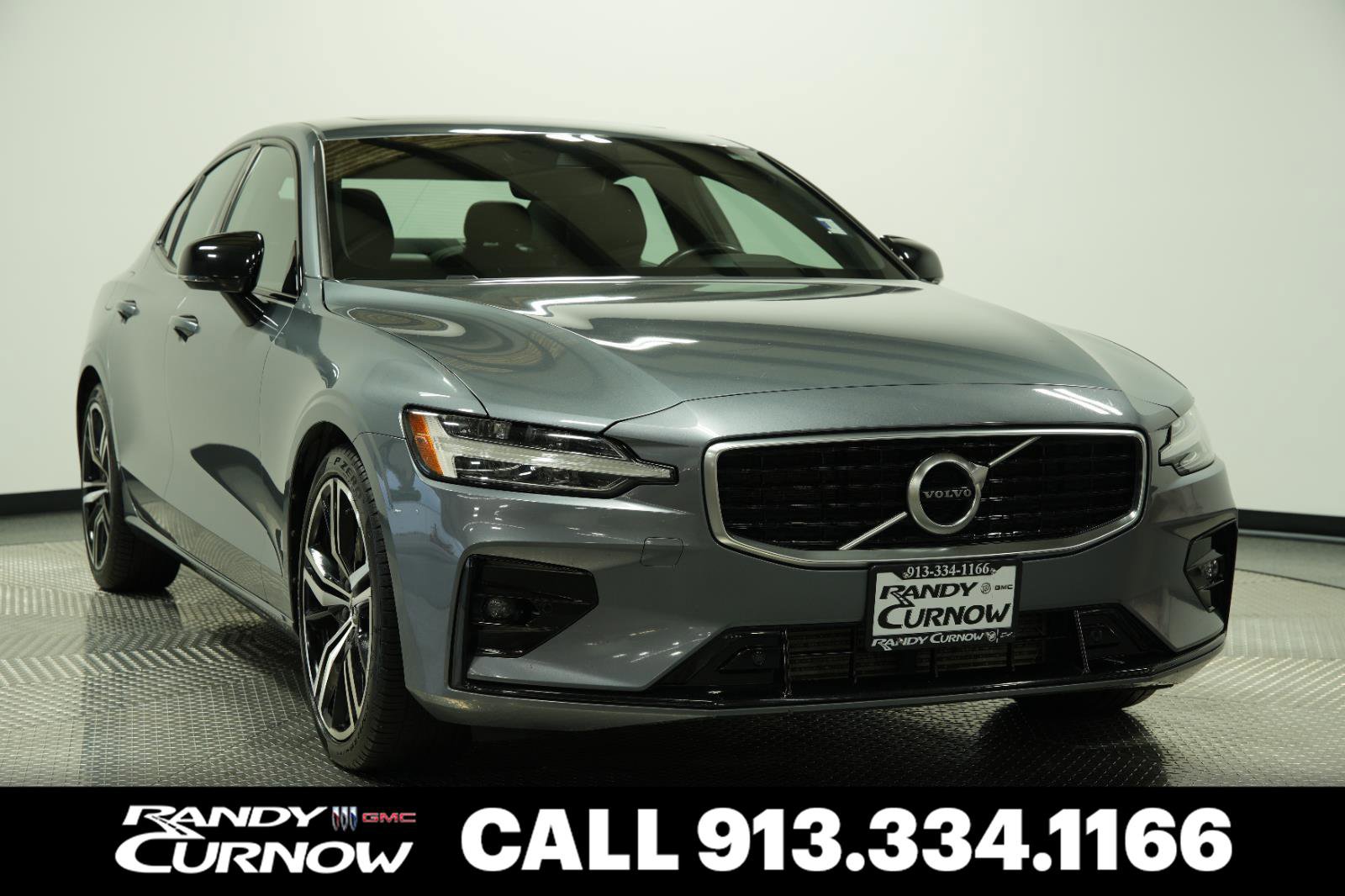 Used 2019 Volvo S60 T5 R-Design FWD video 1