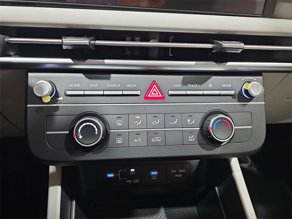 New 2026 Hyundai Tucson SE image 22