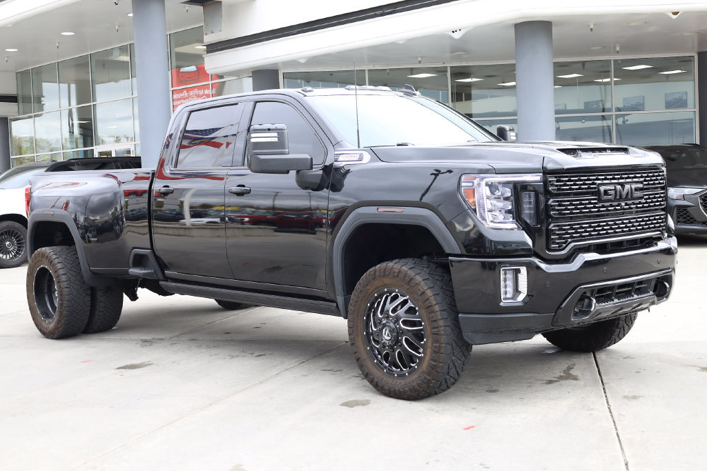 Used 2021 GMC Sierra 3500 Denali w/ Denali Ultimate Package AWD/4WD image 8