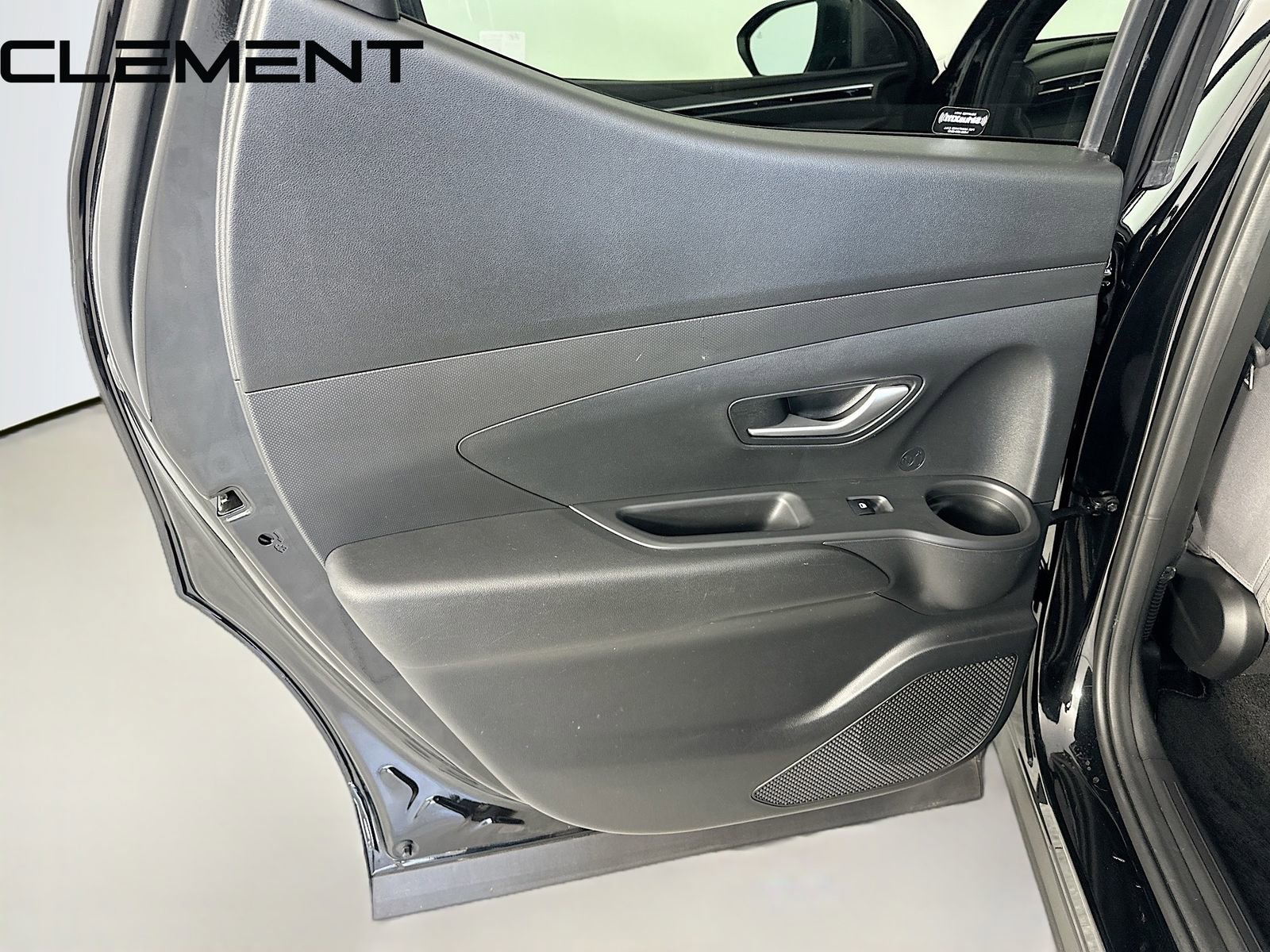 Certified 2024 Hyundai Santa Cruz SEL w/ Activity Package image 32