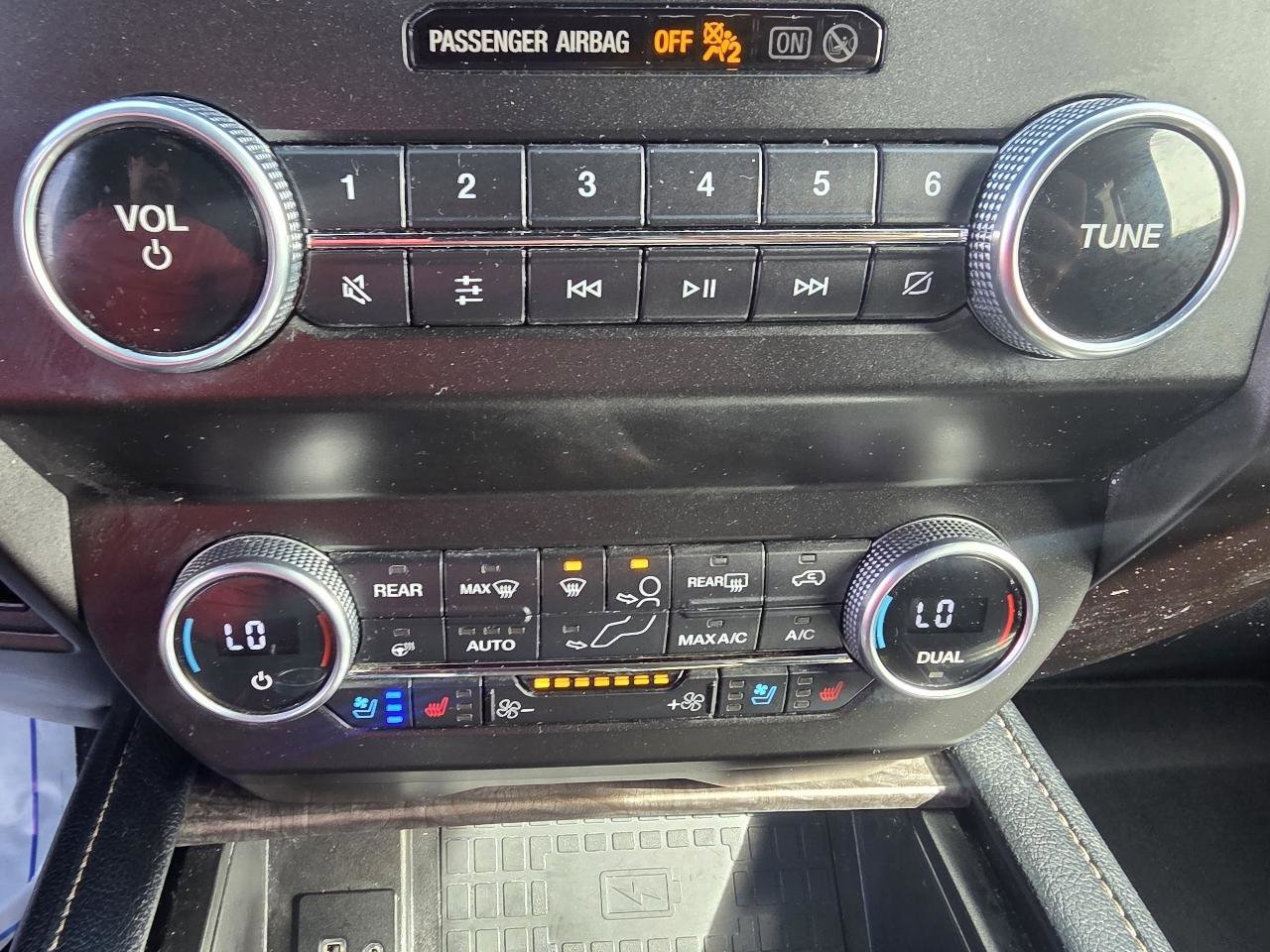 Used 2021 Ford Expedition Limited RWD image 21