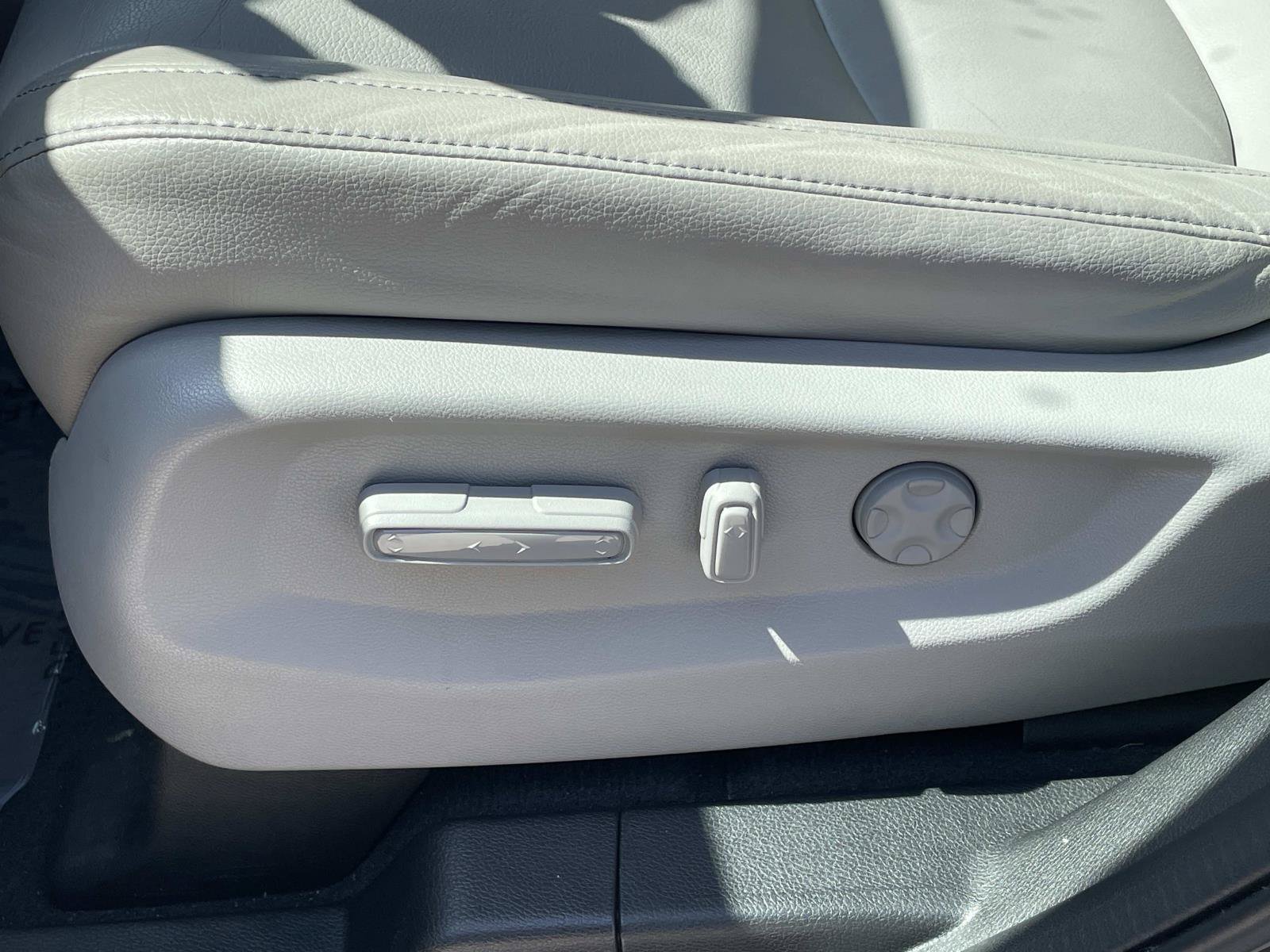 Used 2018 Honda Odyssey EX-L image 15