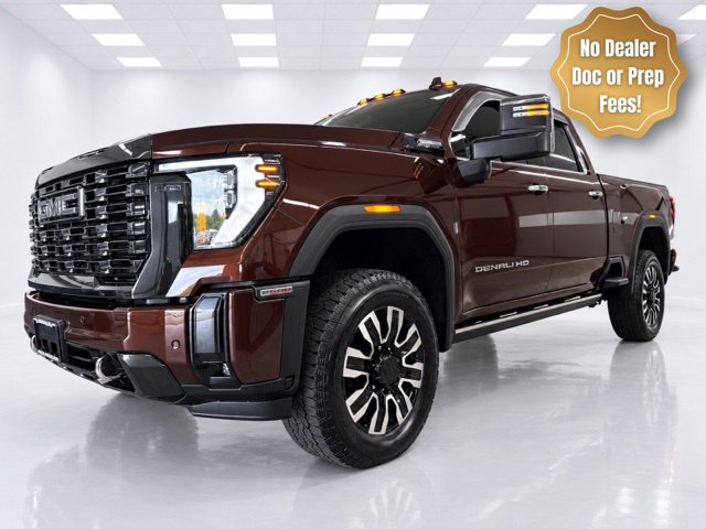 Used 2024 GMC Sierra 2500 Denali Ultimate w/ Max Trailering Package AWD/4WD image 3