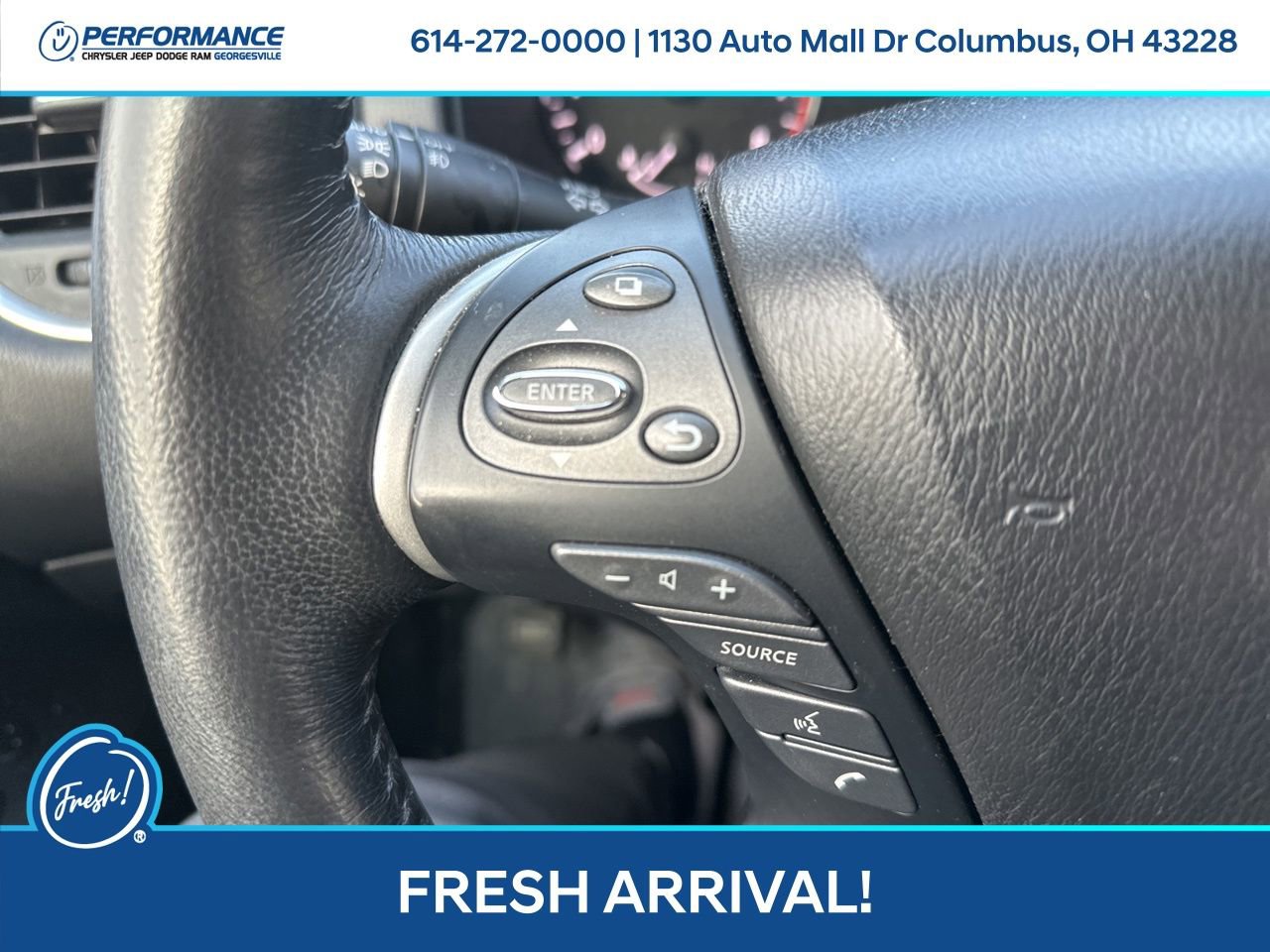 Used 2019 Nissan Pathfinder SL image 18