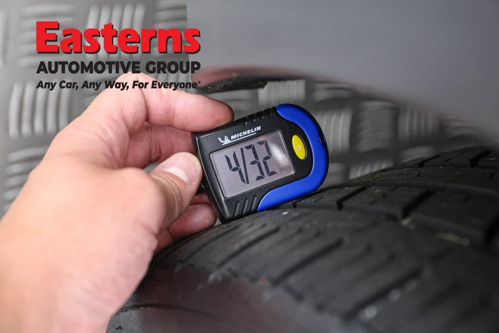 Used 2021 Volkswagen ID.4 Pro RWD image 29