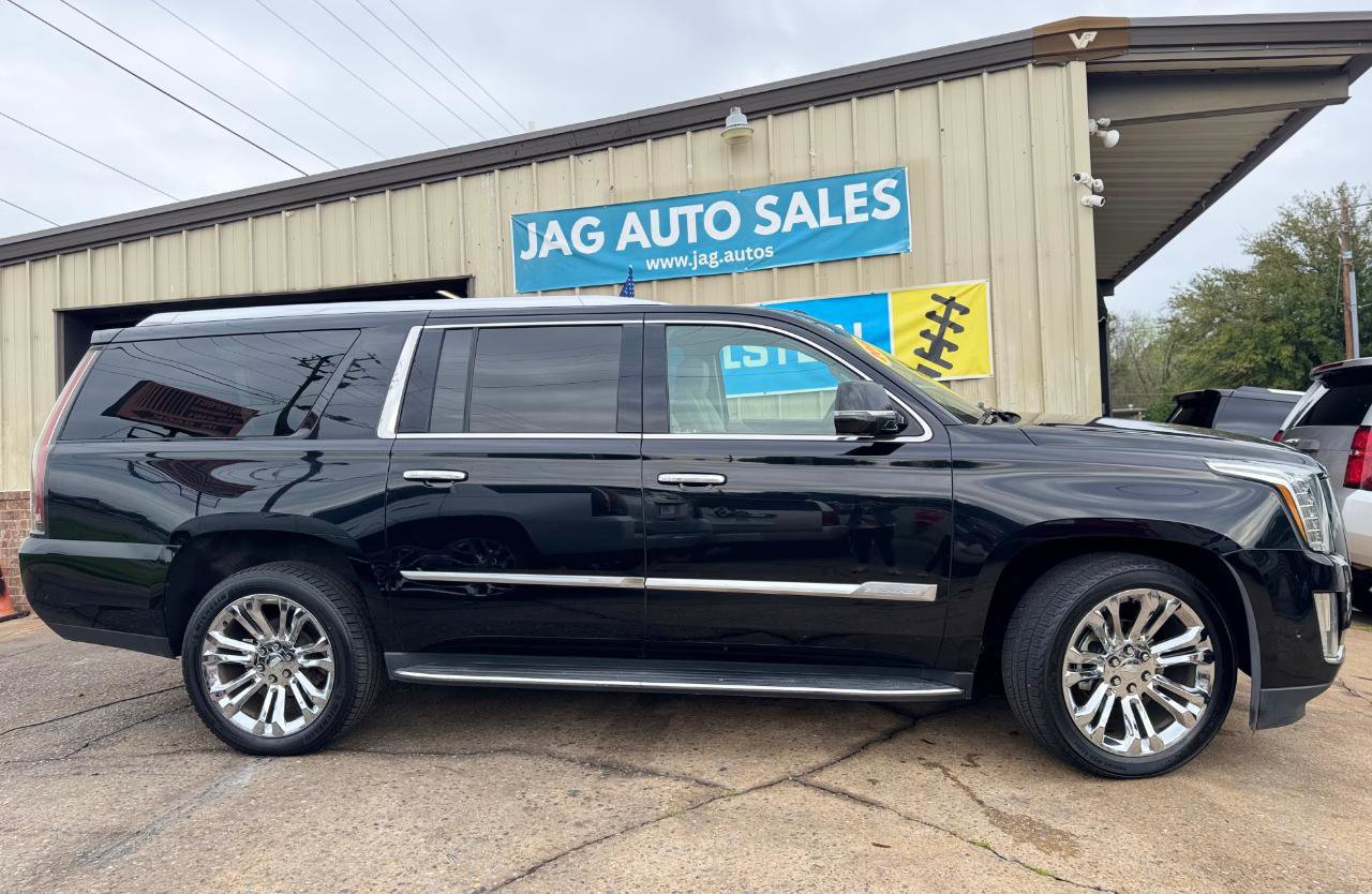 Used 2018 Cadillac Escalade ESV Luxury w/ LPO, Radiant Package RWD image 7