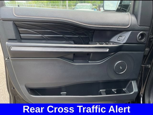 Used 2018 Ford Expedition Platinum AWD/4WD image 10