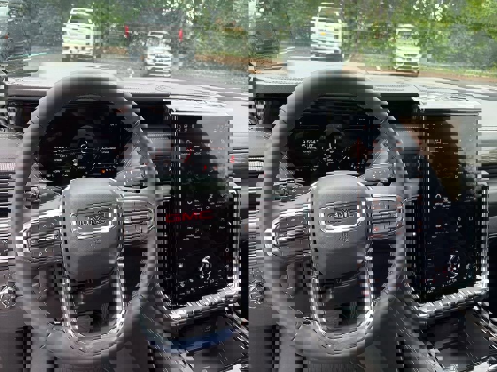 New 2026 GMC Yukon XL Elevation w/ LPO, Floor Liner Package image 18