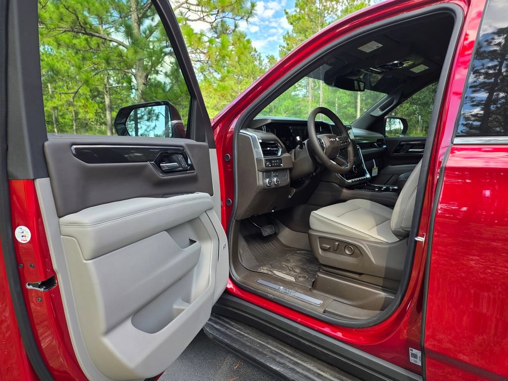 New 2026 GMC Yukon Elevation w/ LPO, Floor Liner Package RWD image 11