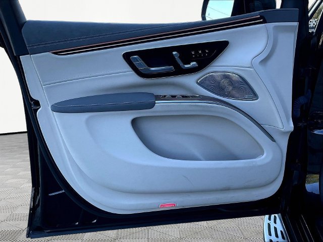 Used 2023 Mercedes-Benz EQS 450+ 4MATIC SUV image 21
