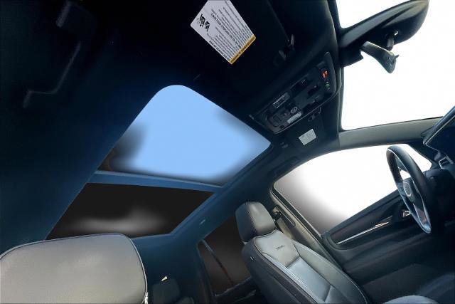 Used 2021 GMC Yukon Denali w/ Denali Premium Package image 28