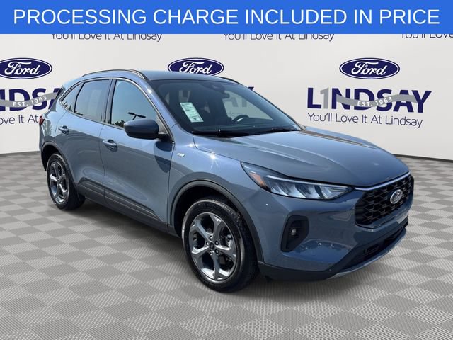 Certified 2025 Ford Escape ST-Line Select AWD/4WD image 1