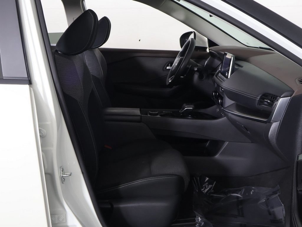 Used 2023 Nissan Rogue SV AWD/4WD image 23