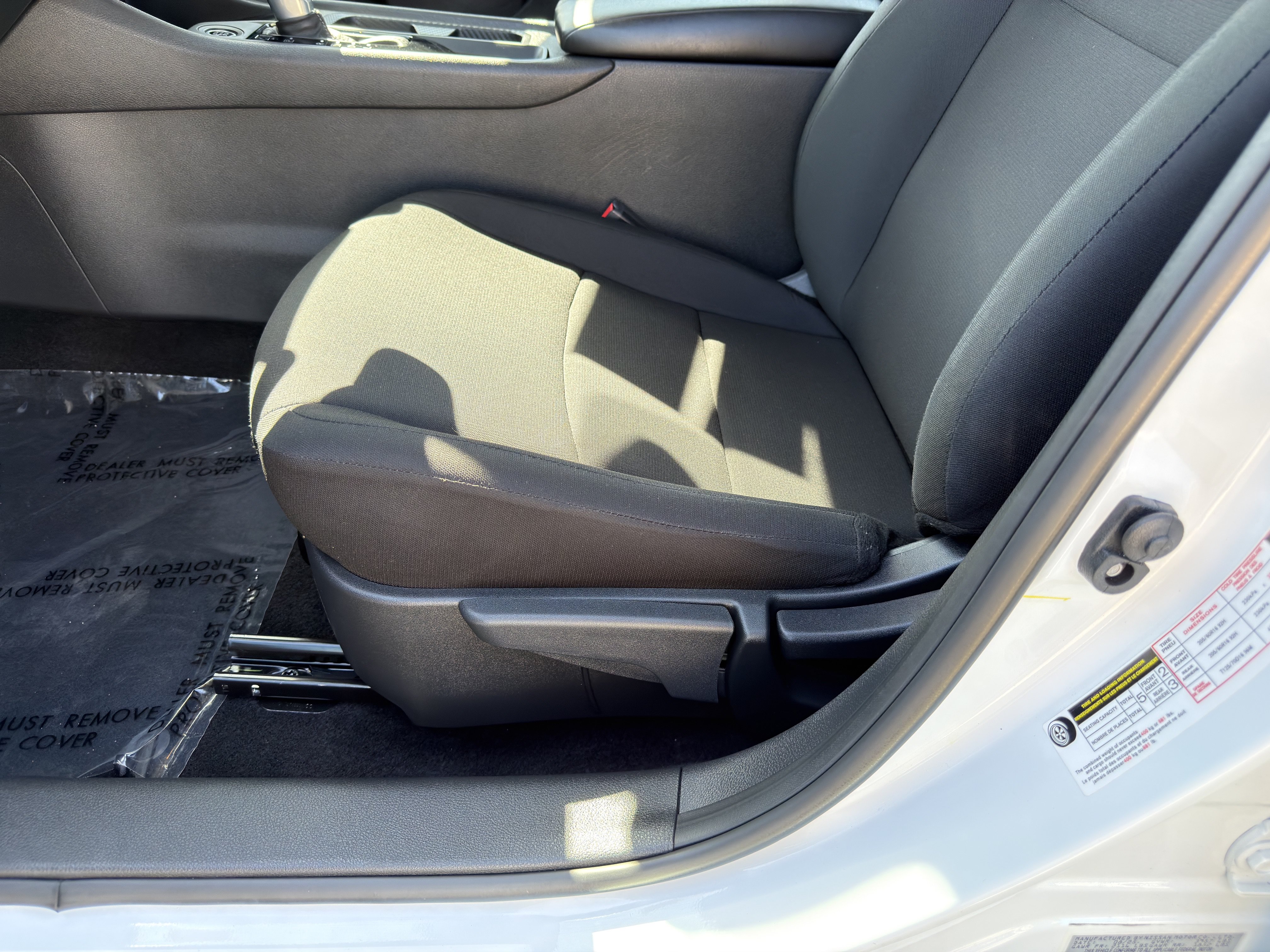 Used 2025 Nissan Sentra S FWD image 22
