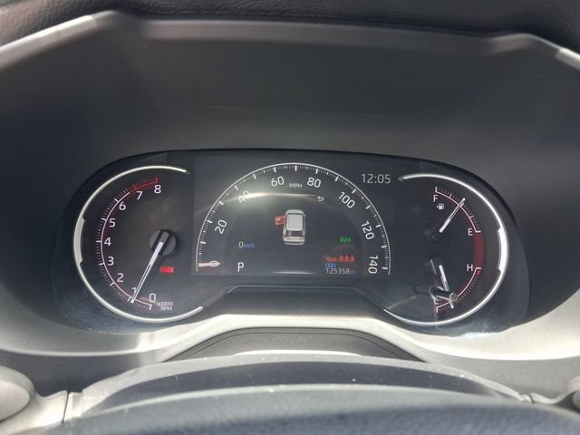 Used 2023 Toyota RAV4 XLE w/ Convenience Package FWD image 16