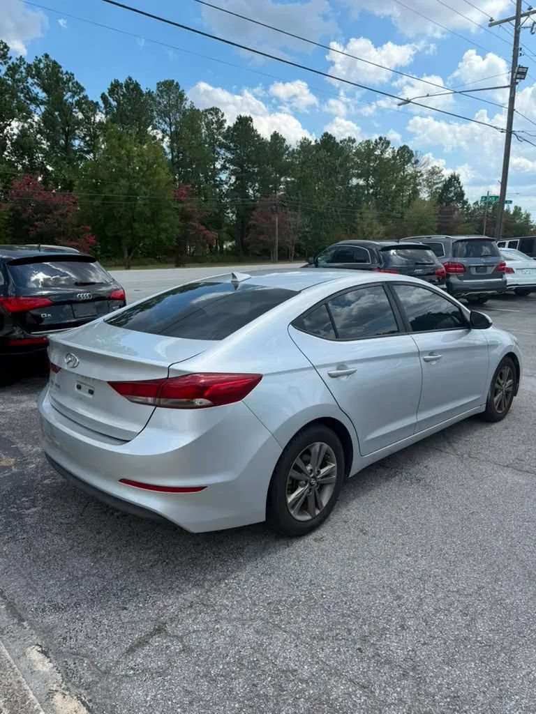 Used 2018 Hyundai Elantra SEL FWD image 7