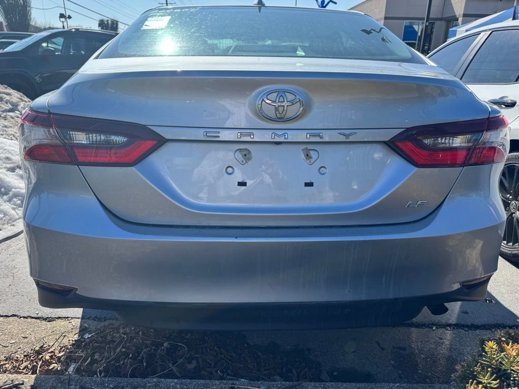 Used 2024 Toyota Camry LE image 6