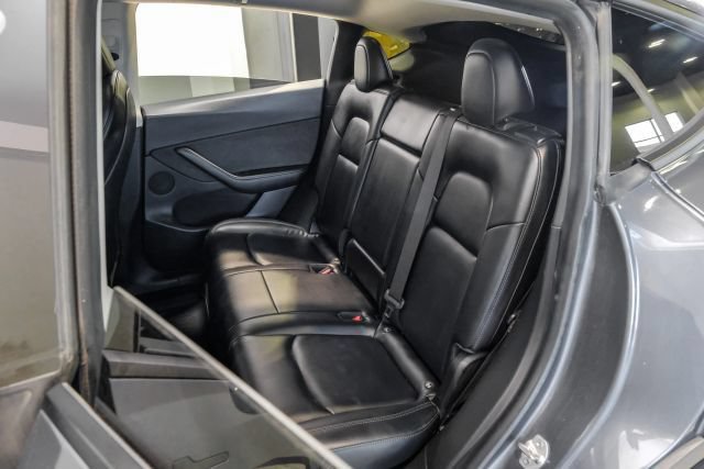 Used 2021 Tesla Model Y 2WD image 50