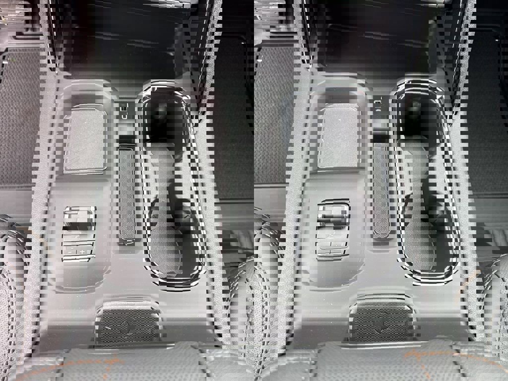 New 2026 GMC Sierra 2500 AT4 image 17