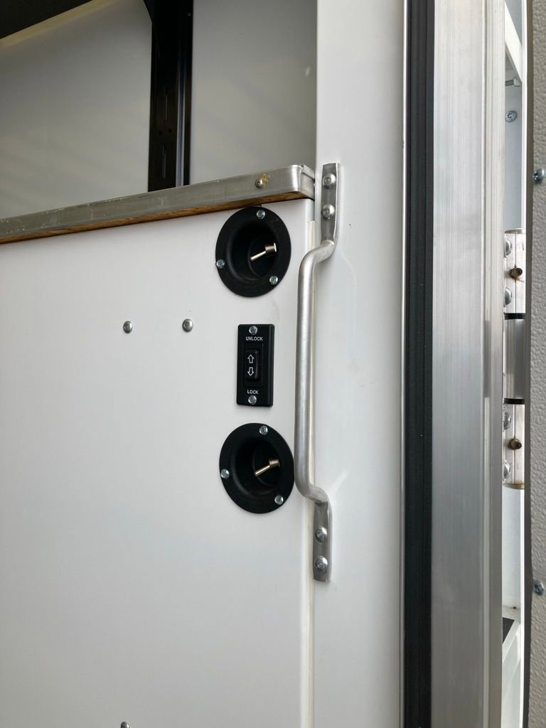 New 2025 Chevrolet Express 3500 w/ Power Convenience Package image 4