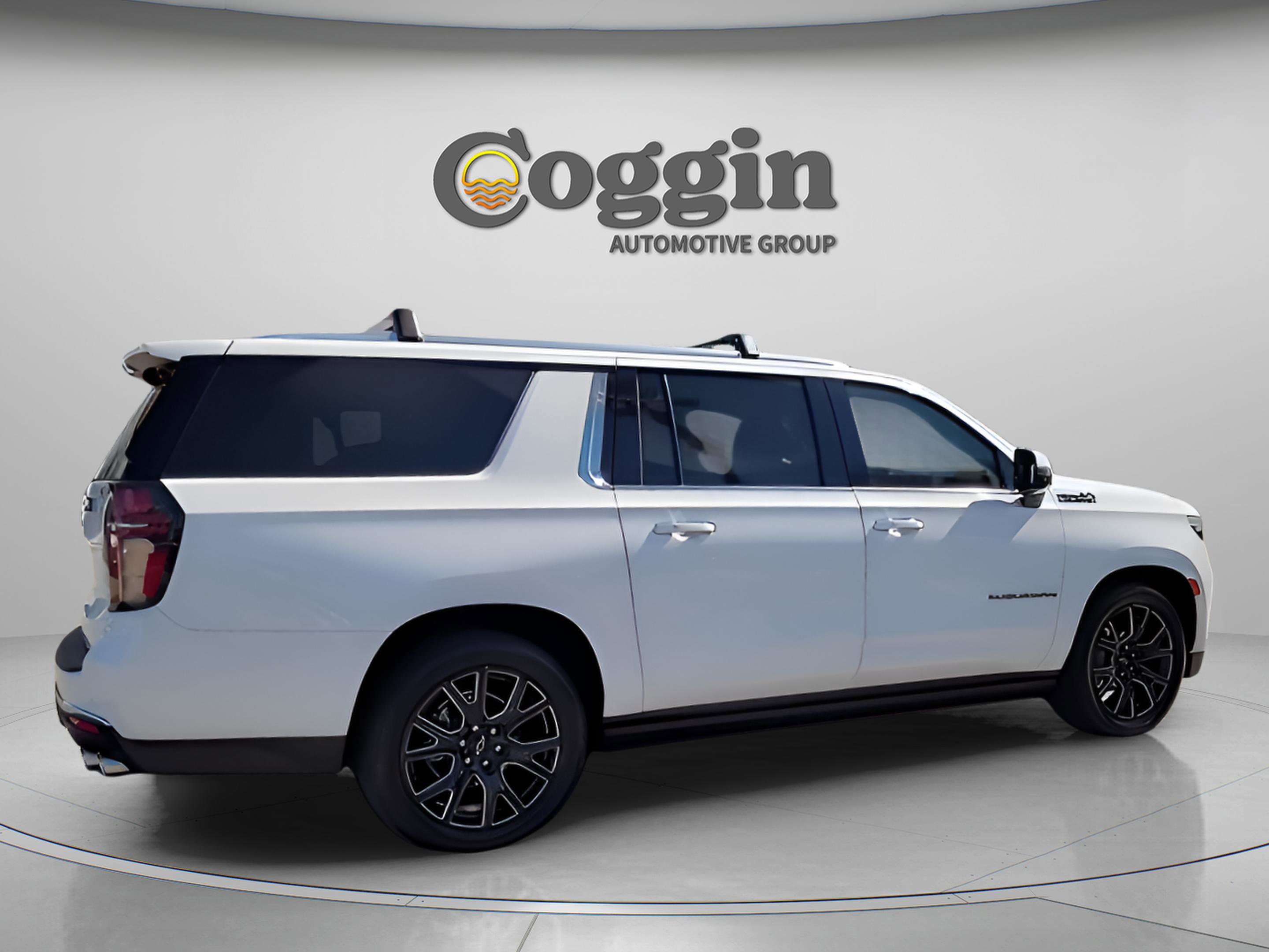 Used 2024 Chevrolet Suburban High Country image 15