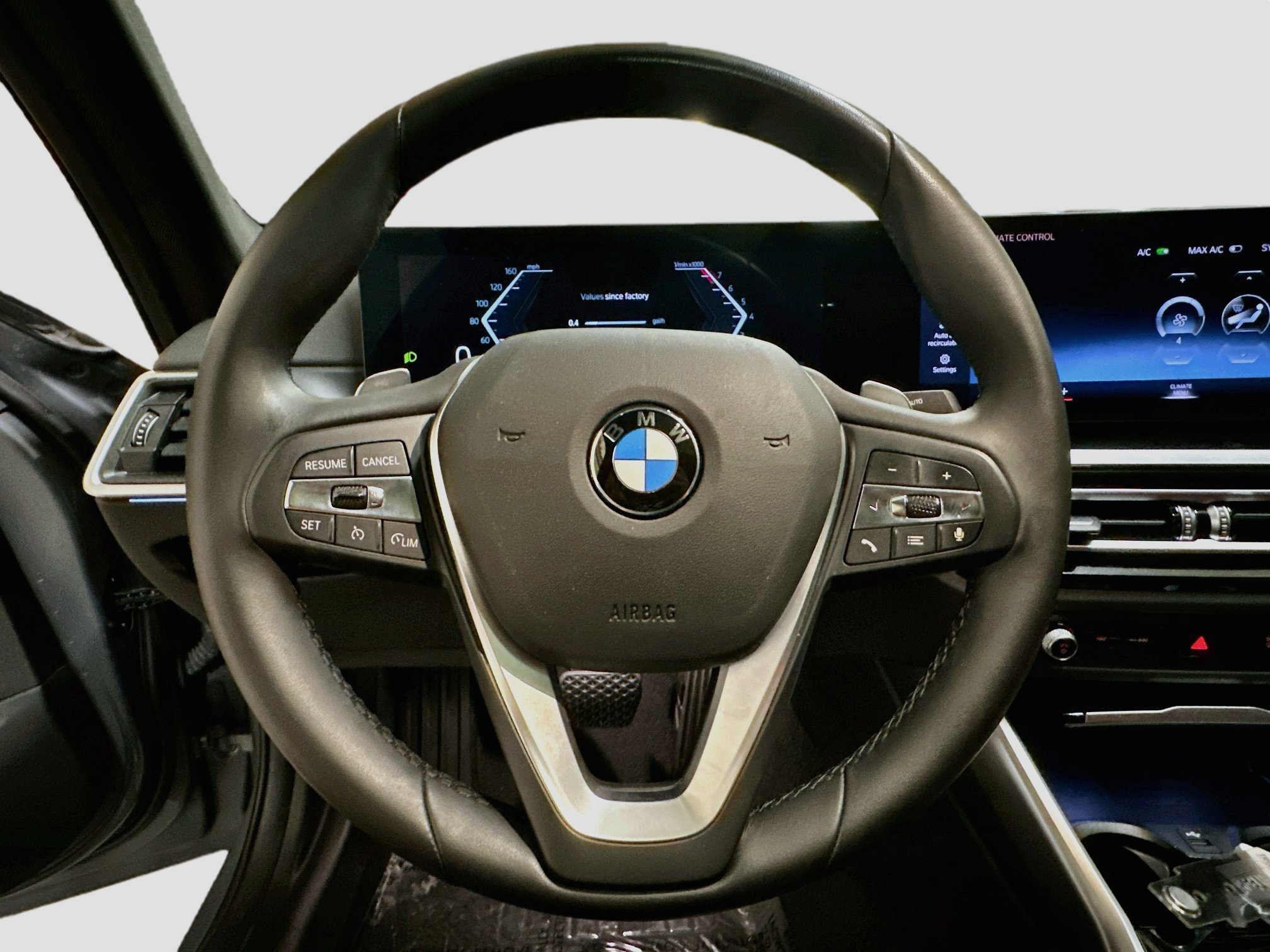 Certified 2023 BMW 330i Sedan w/ Convenience Package RWD image 11