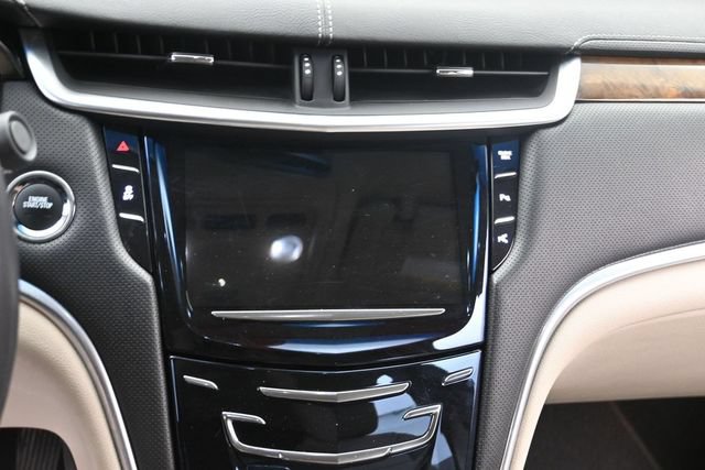 Used 2018 Cadillac XTS Luxury FWD image 23