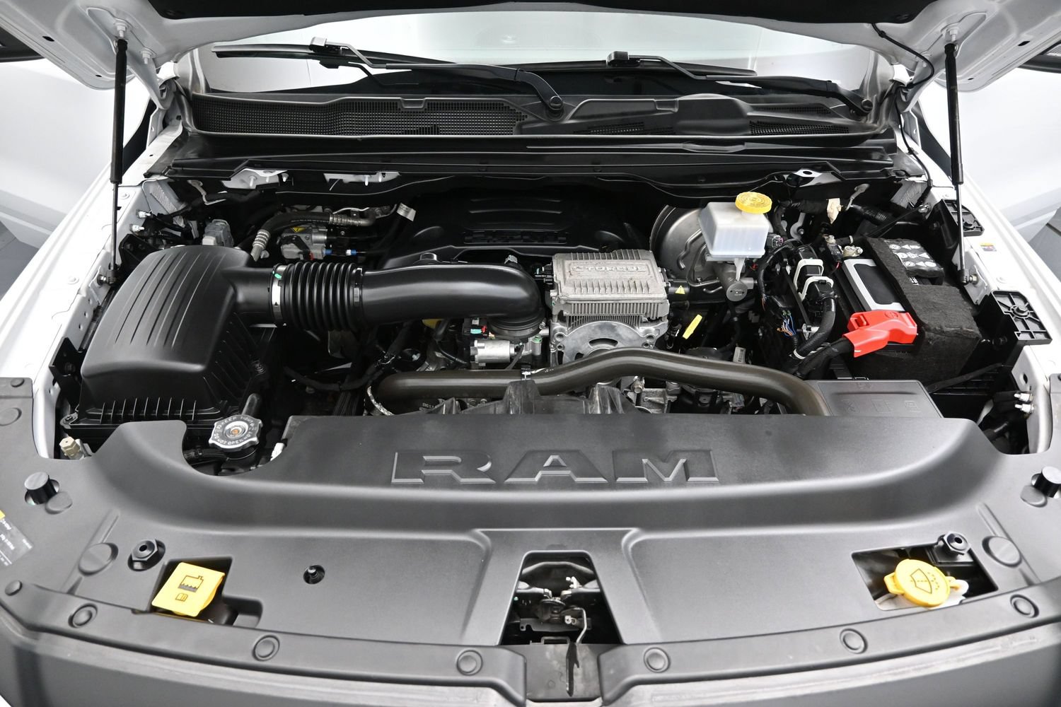Used 2023 RAM 1500 Lone Star AWD/4WD image 8