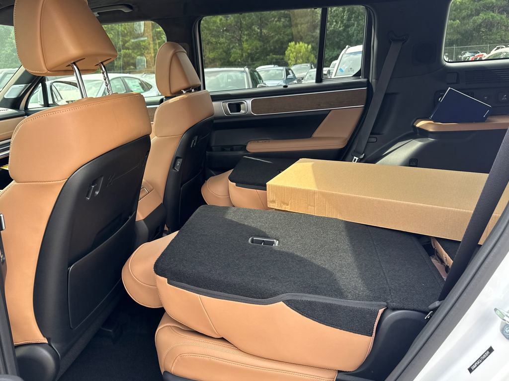 New 2026 Hyundai Santa Fe Calligraphy image 11