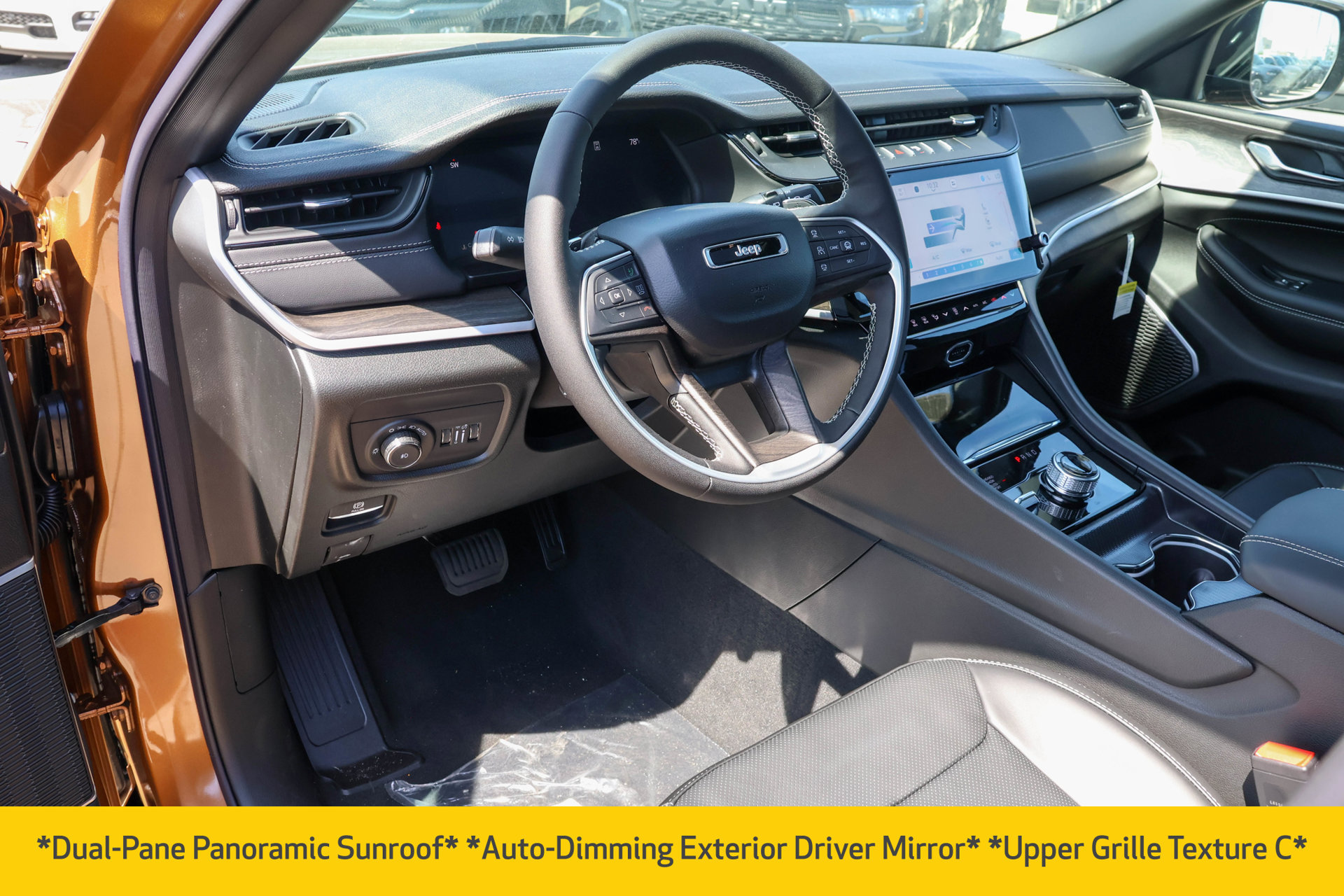 New 2026 Jeep Grand Cherokee Limited AWD/4WD image 4