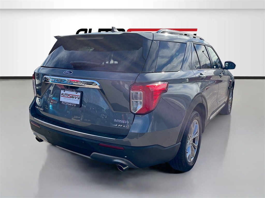 Used 2022 Ford Explorer Limited w/ Equipment Group 301A image 7