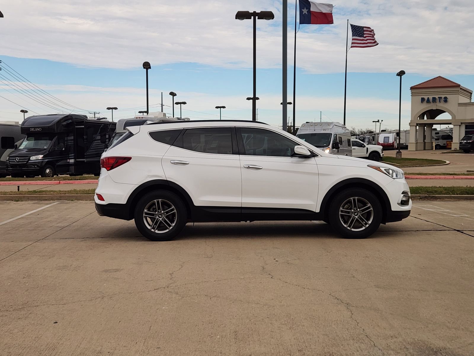 Used 2018 Hyundai Santa Fe Sport w/ 2.4L Value Package 02 image 7