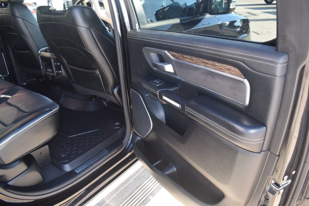 Used 2019 RAM 1500 Laramie RWD image 13