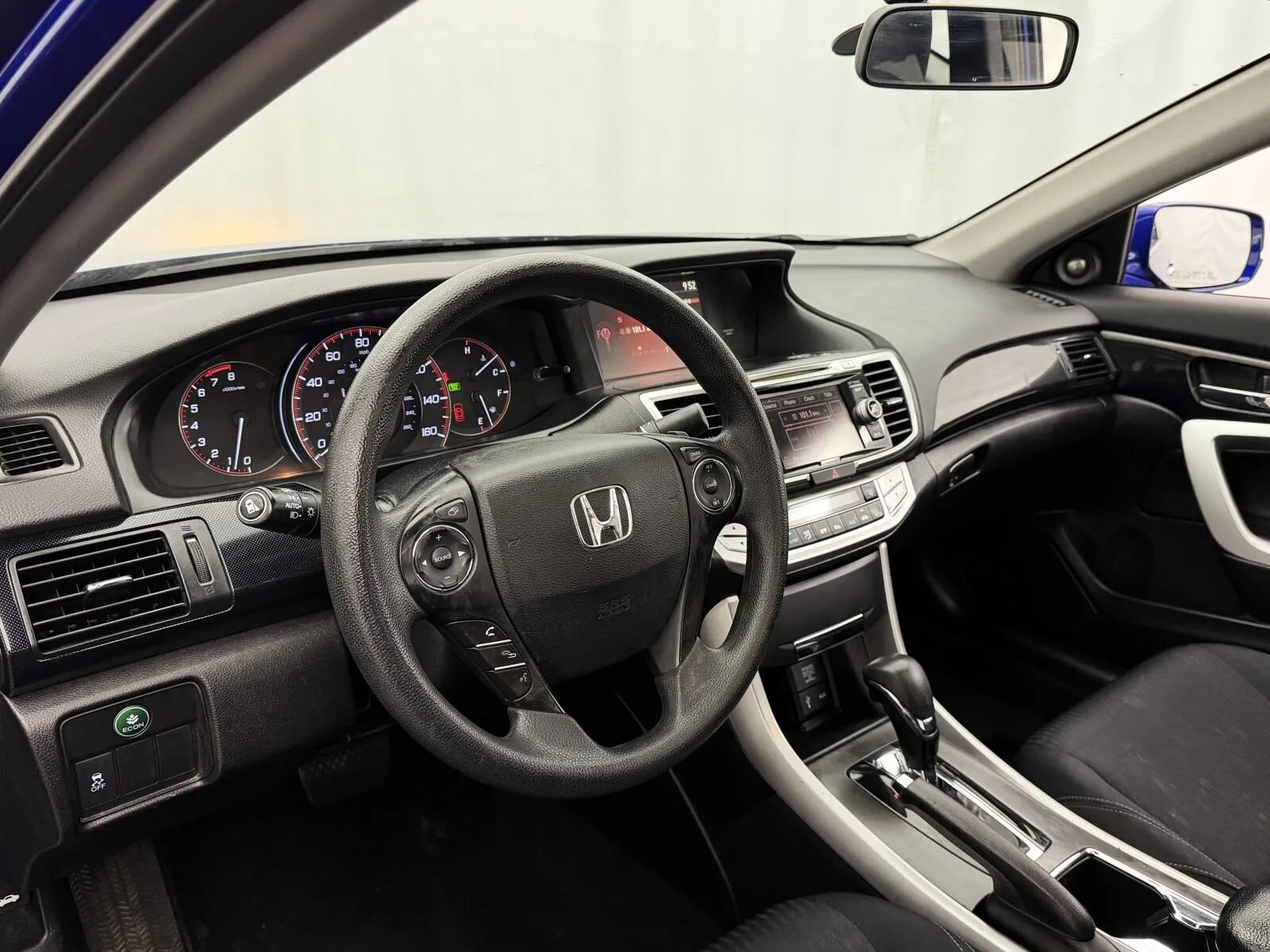 Used 2015 Honda Accord EX image 9