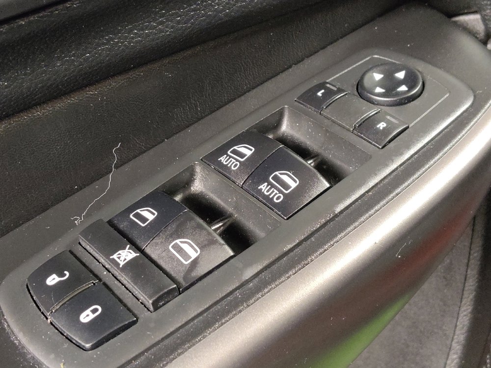 Used 2020 Jeep Cherokee Latitude FWD image 27