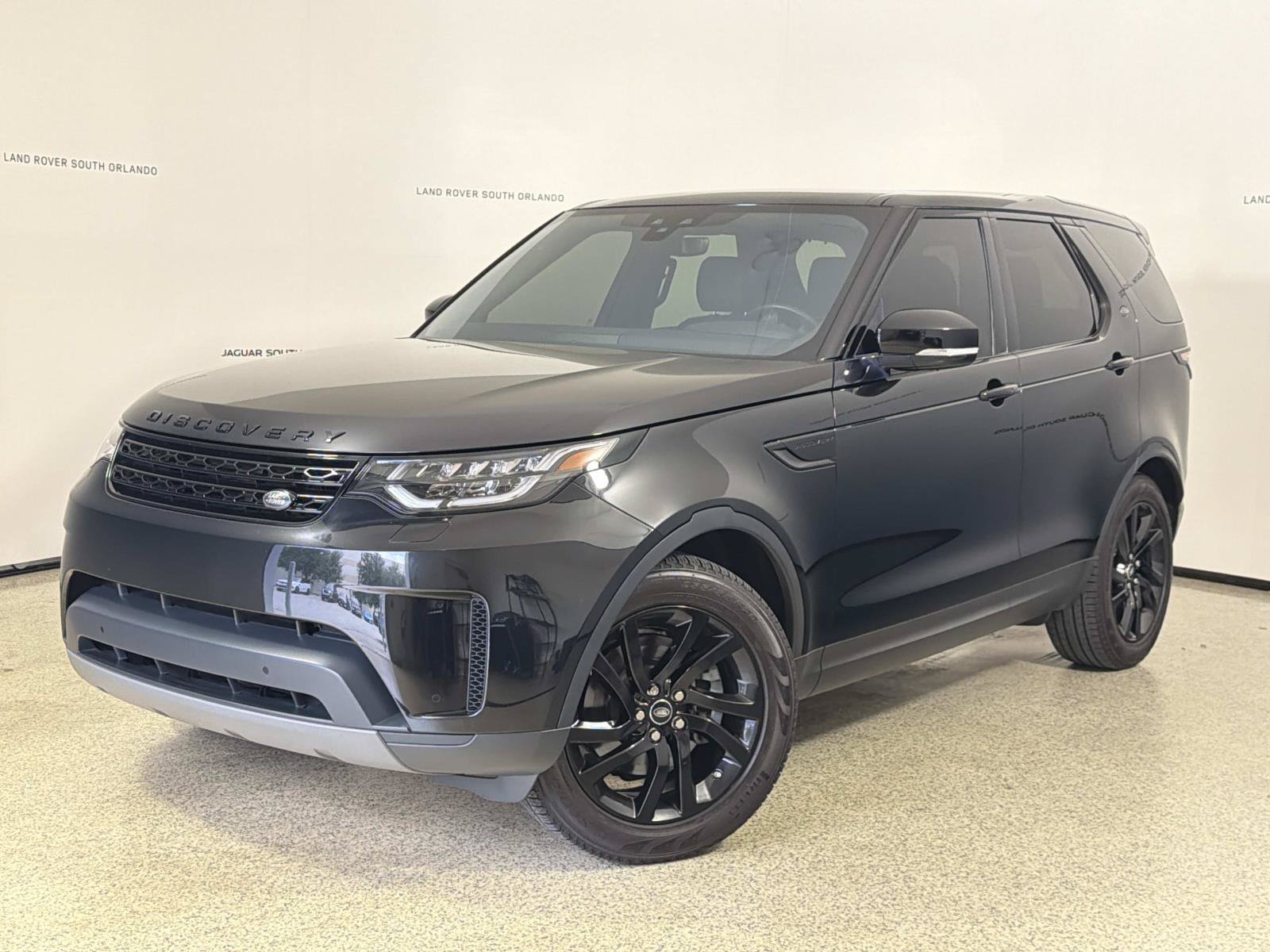 Used 2017 Land Rover Discovery SE