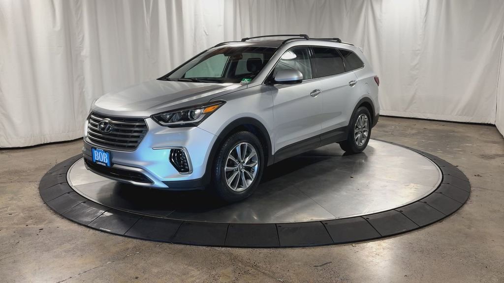 Used 2017 Hyundai Santa Fe SE image 6