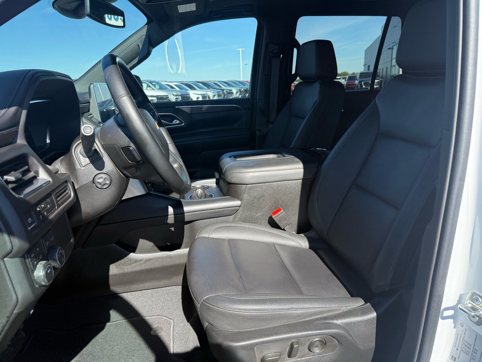 Used 2024 Chevrolet Tahoe LT w/ LT Signature Plus Package AWD/4WD image 12